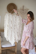 Load image into Gallery viewer, LE SERENA