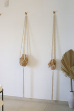Load image into Gallery viewer, LARGE MACRAME PLANT HANGER 4 BRANCHES